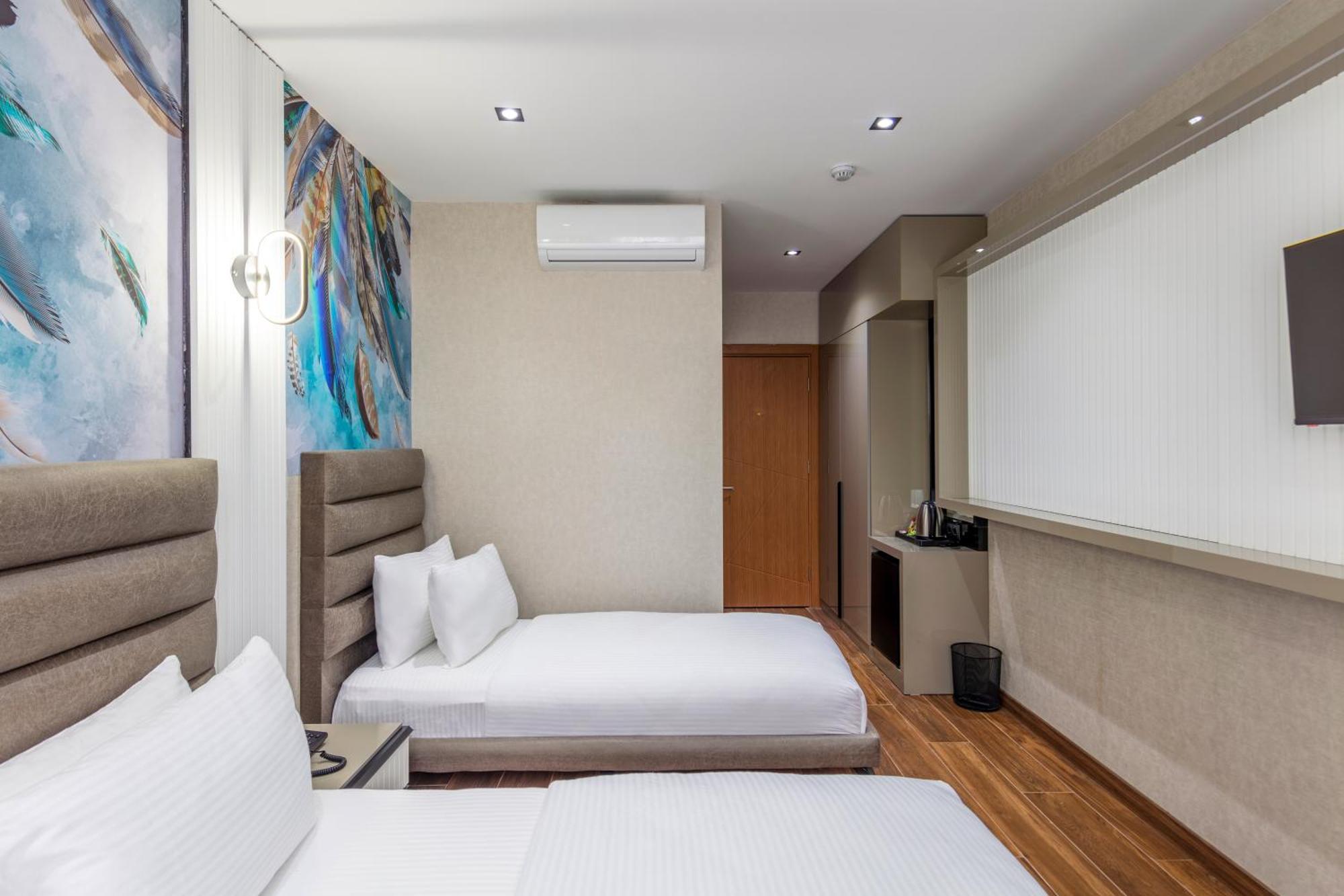 Dem Premium Hotel - Round Trip Airport Service - Istanbul International Airport Arnavutkoy Kültér fotó