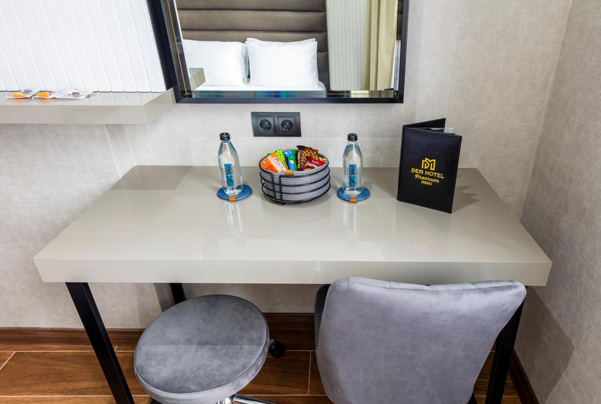 Dem Premium Hotel - Round Trip Airport Service - Istanbul International Airport Arnavutkoy Kültér fotó