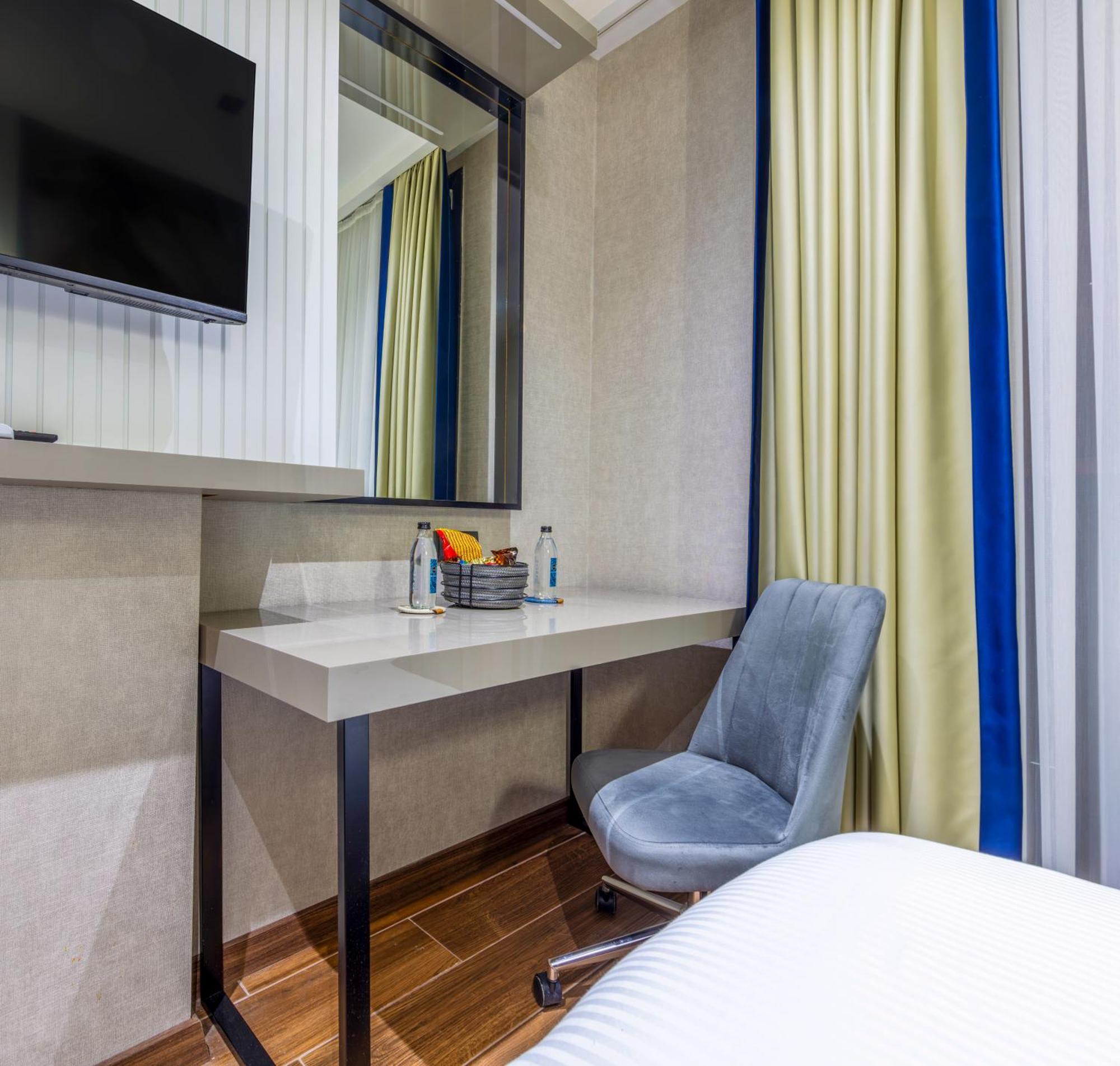 Dem Premium Hotel - Round Trip Airport Service - Istanbul International Airport Arnavutkoy Kültér fotó